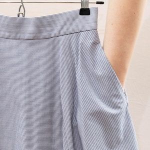Uniqlo Striped A Line Midi Skirt with Pockets Small